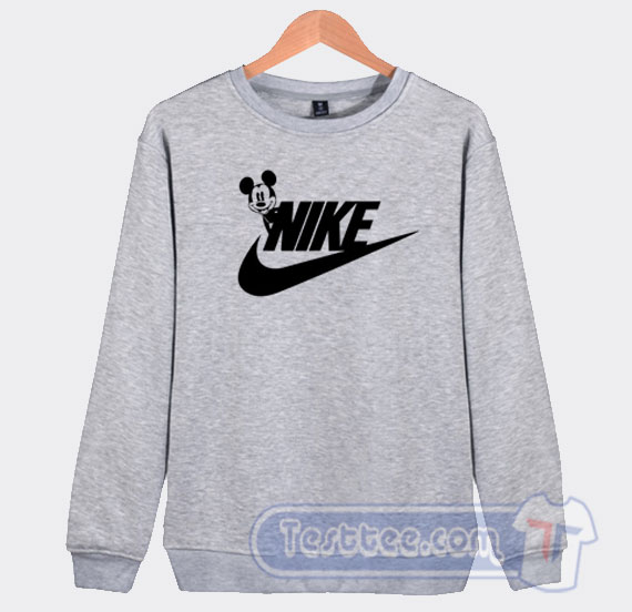 nike graphic sweatshirt