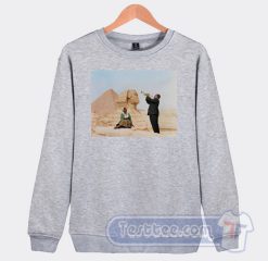 Cheap Louis Armstrong Playing In Front of The Sphinx Sweatshirt